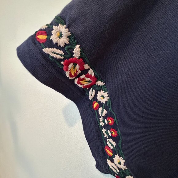 Found Horse Equine Tee in Vintage Navy, Size XS - Picture 7 of 13